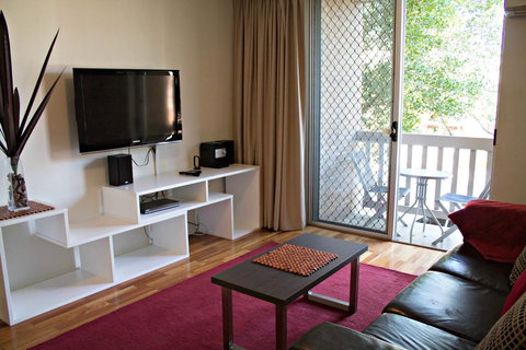 Adelaide DressCircle Apartments - Archer Street - Accommodation Asia 14
