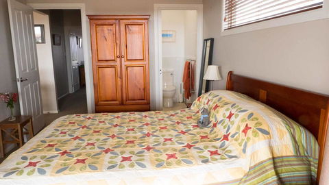 Rezare House Bed & Breakfast - Accommodation Asia 14