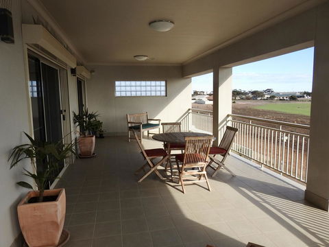 Rezare House Bed & Breakfast - Accommodation Asia 18