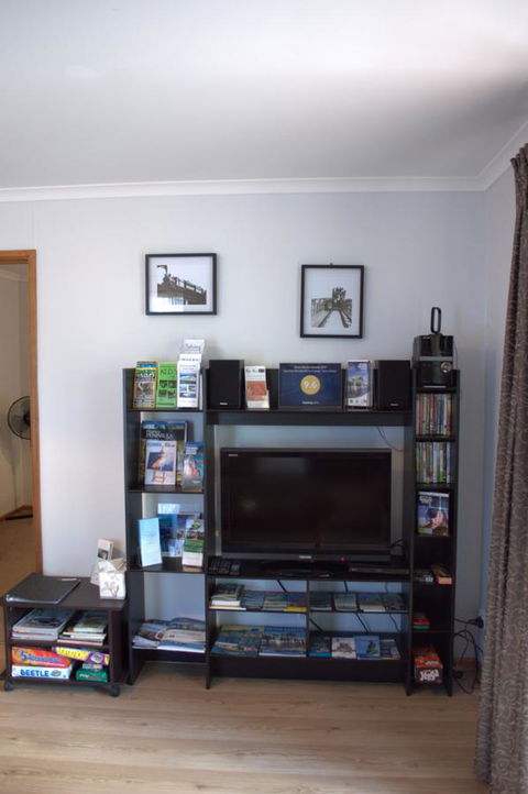 Lazy Days Cottage - Victor Harbor - Accommodation Asia 9