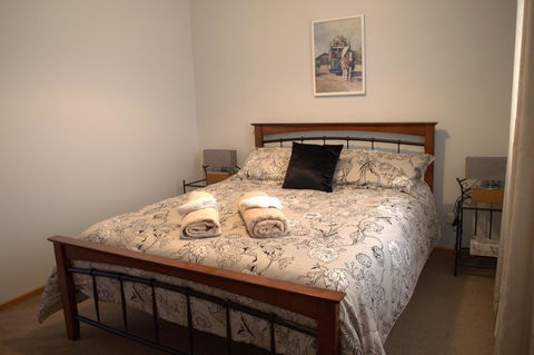 Lazy Days Cottage - Victor Harbor - Accommodation Asia 3