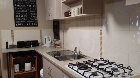 Little Para Cottage Tanunda - Accommodation China 7