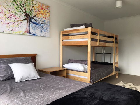 Windsor Gardens Home - Accommodation Asia 4