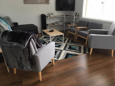 Windsor Gardens Home - Accommodation Asia 7