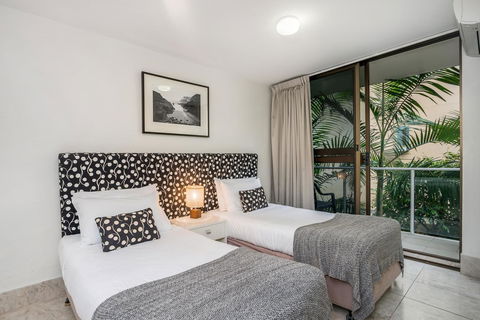 Bayview Beachfront Apartments, In Town Right On The Beach - Accommodation Guide 39