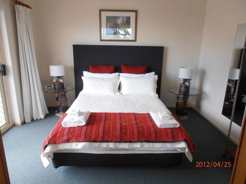 Esplanade Apartments At West Beach - Accommodation Asia 10