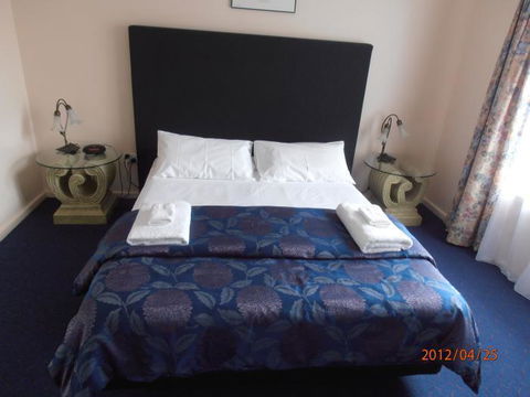 Esplanade Apartments At West Beach - Accommodation Asia 11
