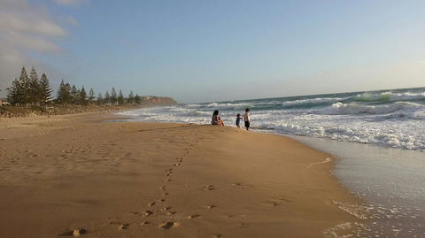 Beachside Escape On The Esplanade - Accommodation Asia 1