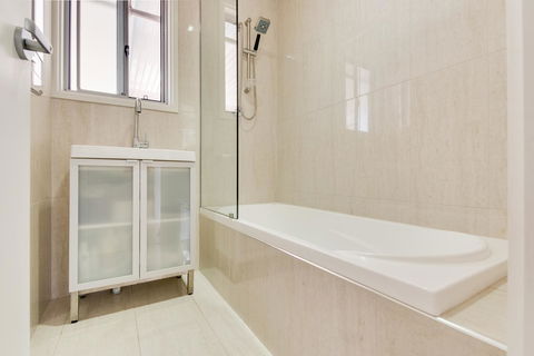 The Island House - Accommodation Asia 5