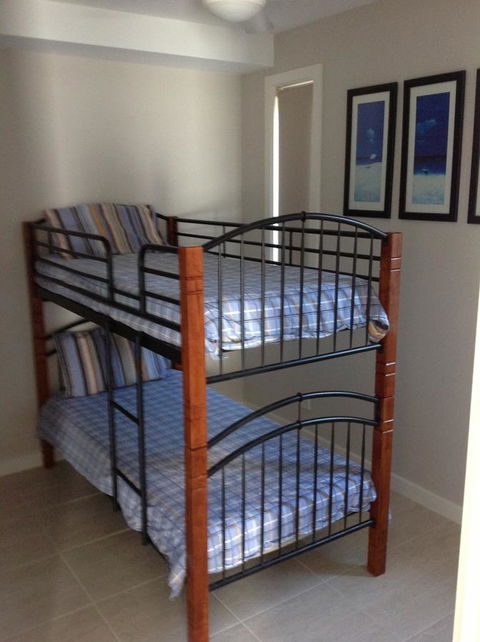 Elandra Holiday Home - Accommodation Asia 12