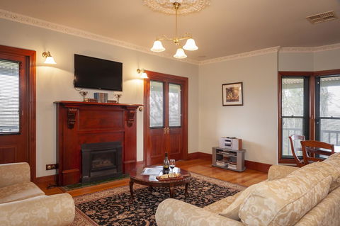 Angaston Saleyards Luxury Accommodation - Accommodation Asia 8