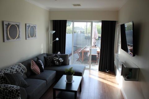Christophers Villa - Accommodation Asia 39