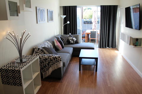 Christophers Villa - Accommodation Asia 26