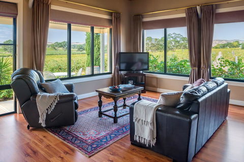 Barossa Shiraz Estate - Accommodation Asia 14