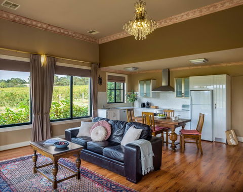 Barossa Shiraz Estate - Accommodation Asia 15