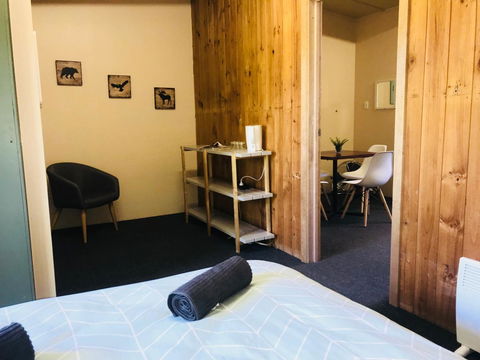 Longwood Retreat - Accommodation Asia 12