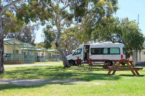 Beachside Holiday Park - Accommodation Asia 2