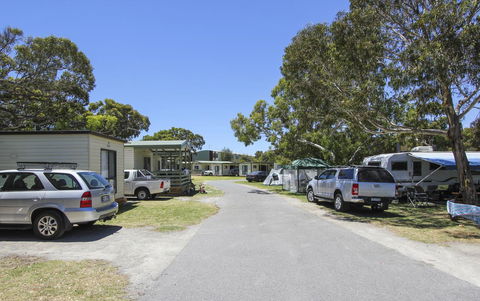 Beachside Holiday Park - Accommodation Asia 16