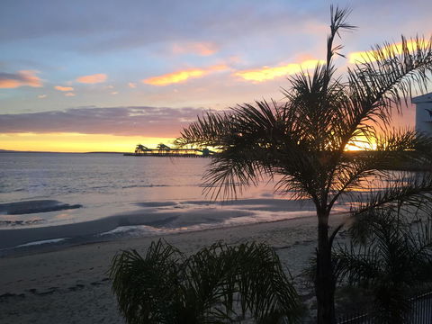 Hilton Beachfront Motel - Accommodation Asia 28