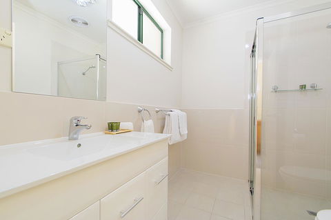 Clare Country Club - Accommodation Asia 9