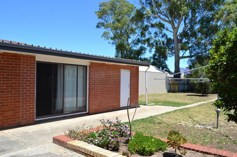 Prospect Holiday House - Accommodation Asia 7