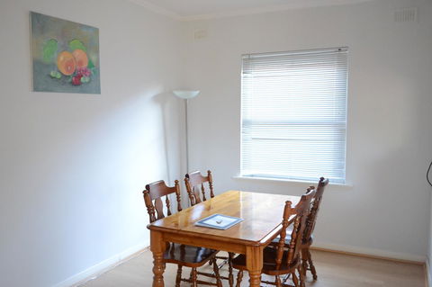 Prospect Holiday House - Accommodation Asia 3