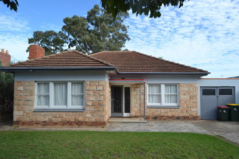Prospect Holiday House - Accommodation Asia 0