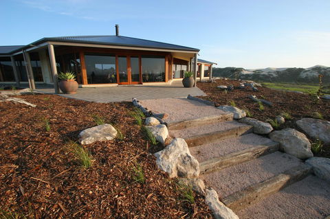 Almonta Park Lodge - Accommodation Asia 2