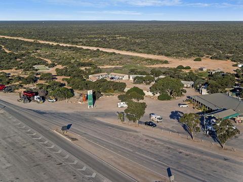 Border Village Roadhouse - Accommodation Asia 21