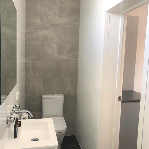 The Avenue Inn - Accommodation Asia 17