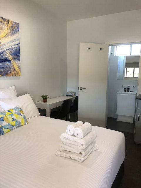 The Avenue Inn - Accommodation Asia 25