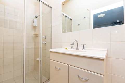 Blue Seas Motel - Accommodation Asia 8
