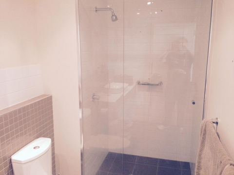 Breakwater Apartment - Accommodation Asia 16