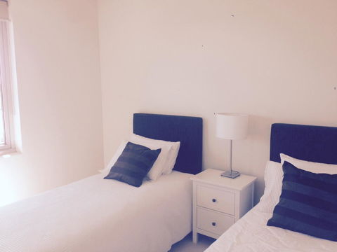 Breakwater Apartment - Accommodation Asia 9
