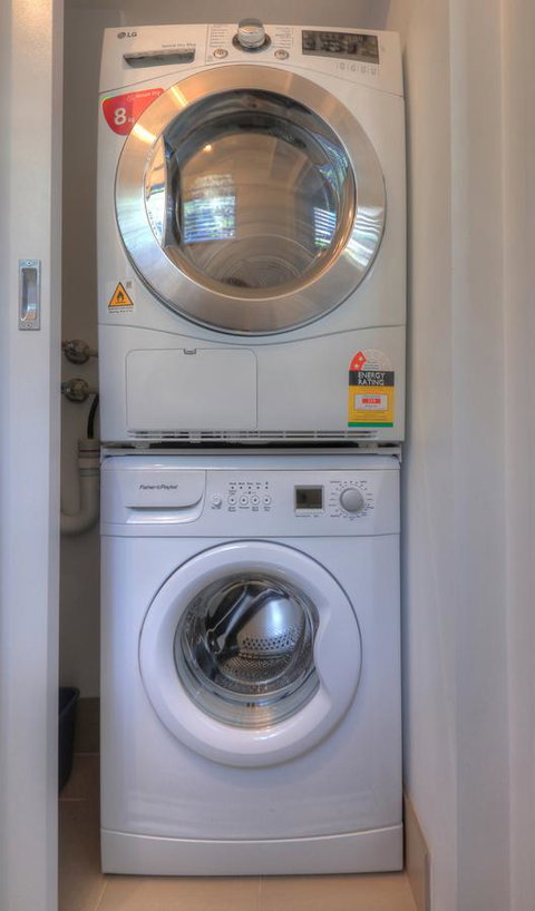 Snowgoose Apartments - Accommodation Asia 1