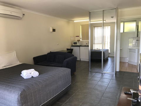 Robetown Motor Inn & Apartments - Accommodation Asia 41
