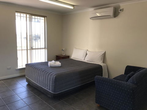 Robetown Motor Inn & Apartments - Accommodation Asia 40