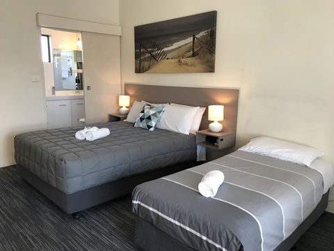 Robetown Motor Inn & Apartments - Accommodation Asia 11