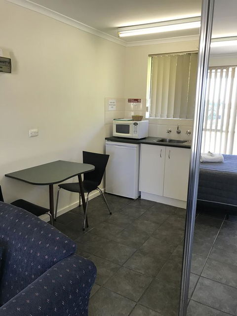 Robetown Motor Inn & Apartments - Accommodation Asia 42