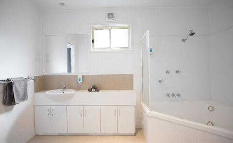 BIG 4 Barossa Tourist Park - Accommodation Asia 13