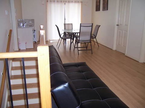 Relax On Par - Accommodation Asia 7