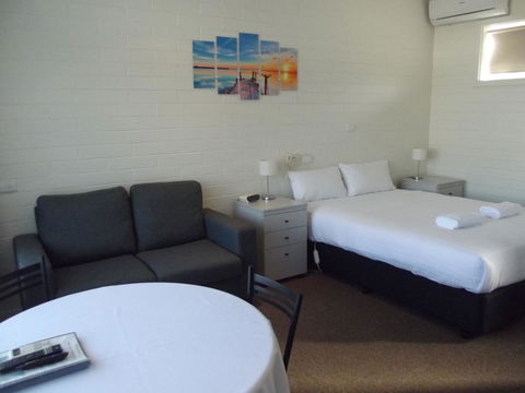 Guichen Bay Motel - Accommodation Asia 3
