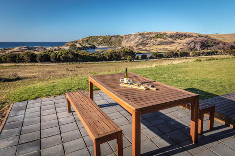 Middle River Beach House, Western House - Accommodation Asia 18