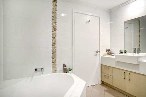 Limani Motel - Accommodation Asia 9