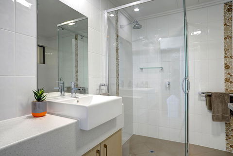 Limani Motel - Accommodation Asia 3