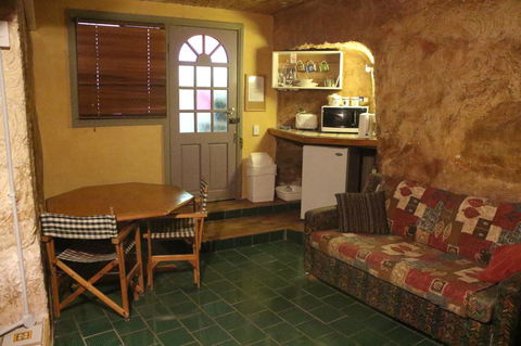 The Underground Motel - Accommodation Asia 1