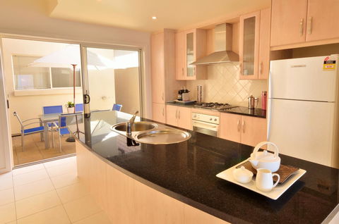 Adelaide Luxury Beach House - Accommodation Asia 26