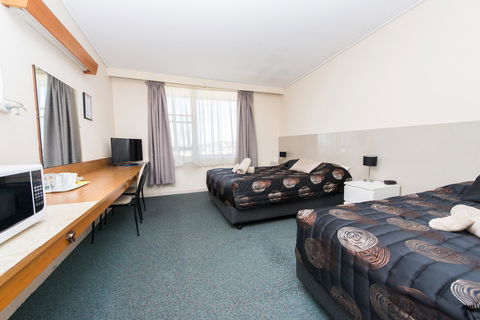 Blue Lake Motel - Accommodation Asia 12