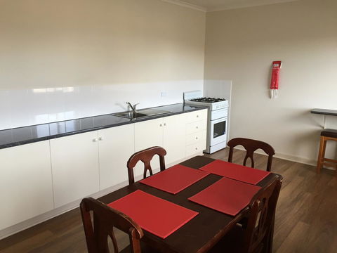 Blue Lake Motel - Accommodation Asia 25