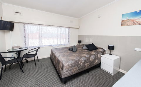 Blue Lake Motel - Accommodation Asia 7